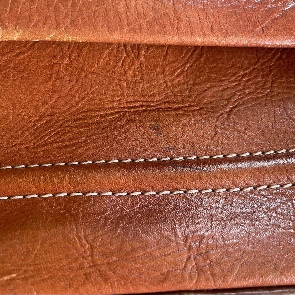 Kenneth Cole Reaction Leather Shoulder Bag - Picture 7 of 12